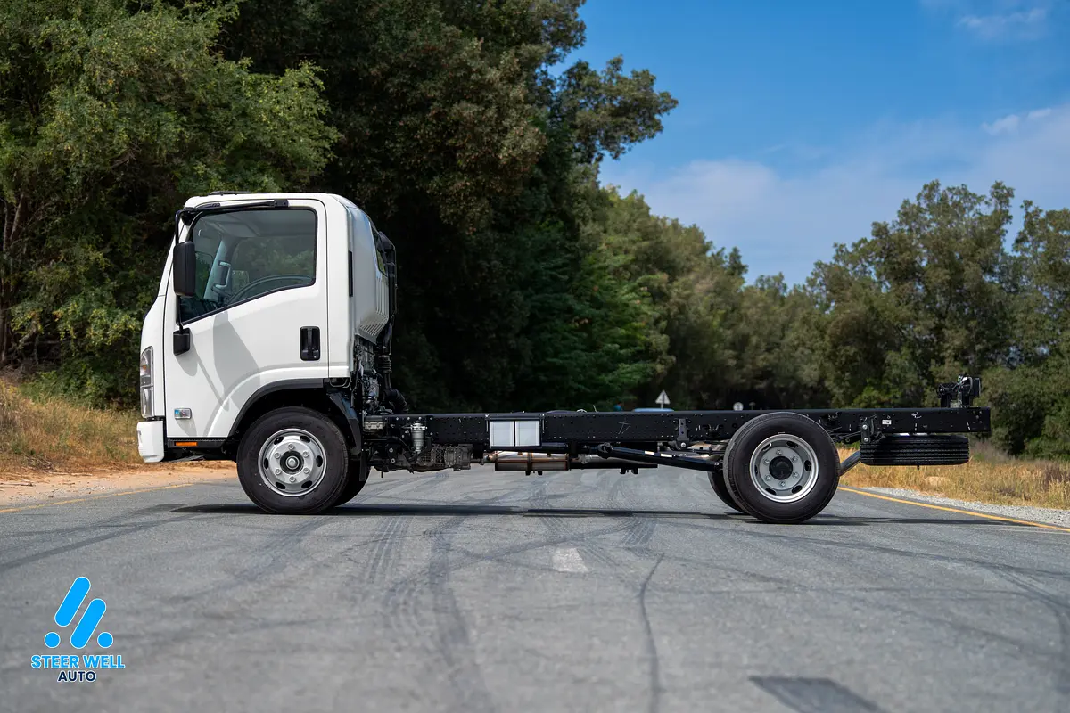 2025 Isuzu NPR 4JJ1 14F BARE CHASSIS Truck | 3.0L Diesel