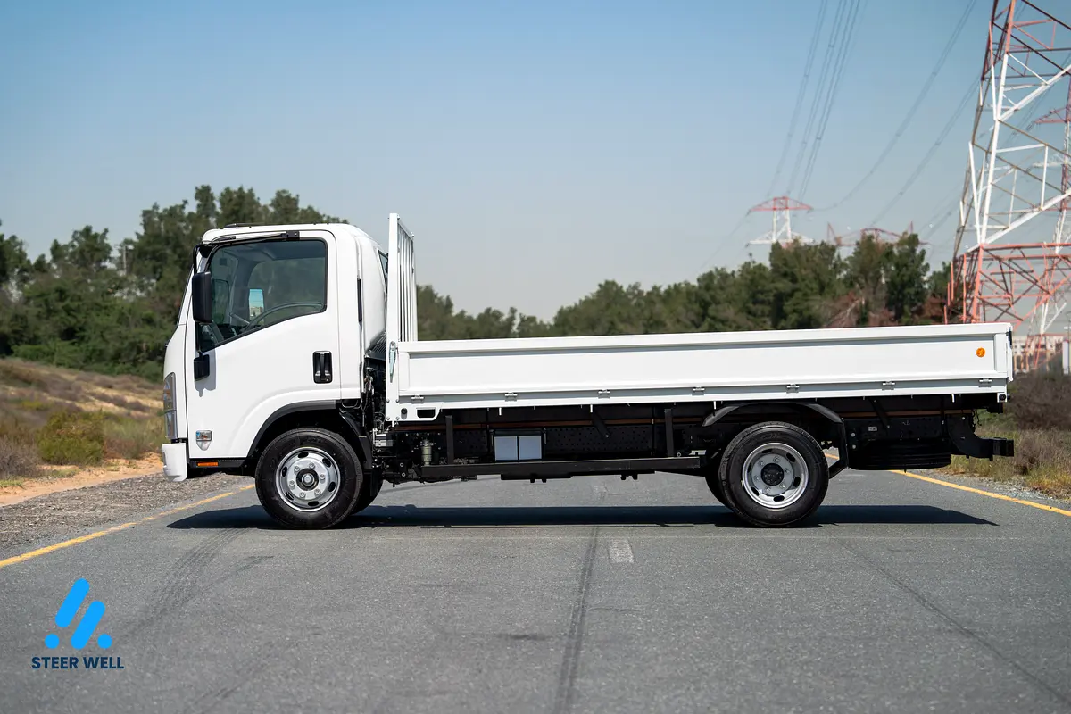 2025 Isuzu NPR 4JJ1 14 Feet CARGO BODY
